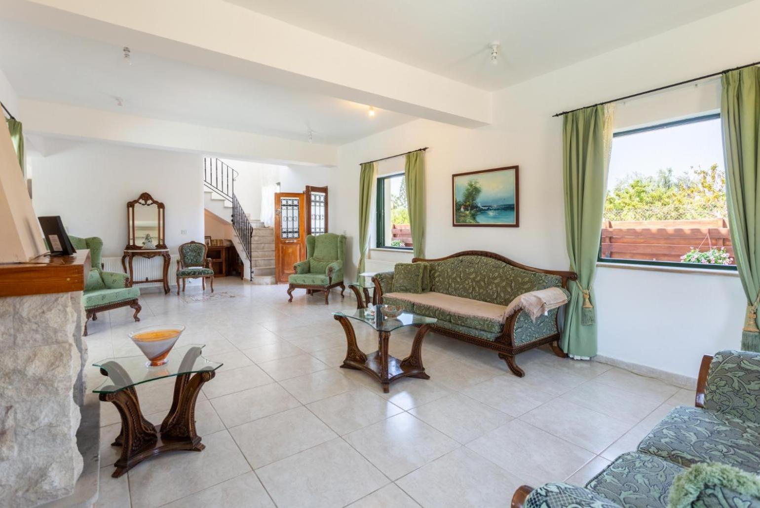 Olivetta Villa *