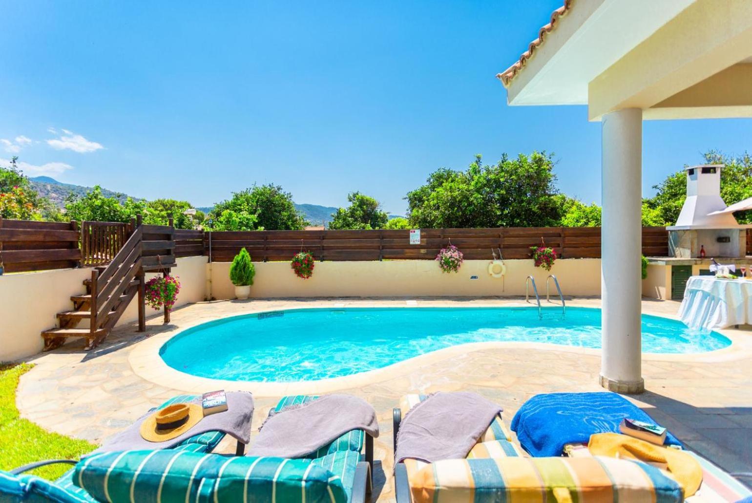 Olivetta Villa *